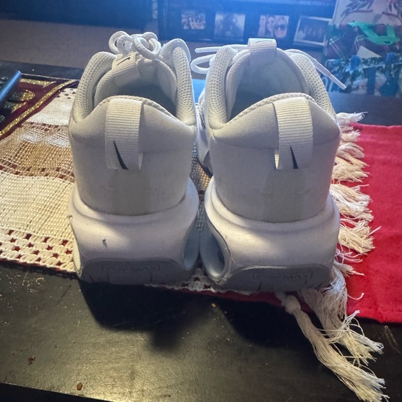 Women’s Nike air max - Picture 3 of 4